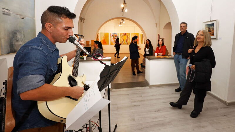 Contemporary Art, Bild malen, Kunstausstellung, Vernissage, Silvia Lehmann, Acryl malen, Auftragsmalen, Bild im Auftrag malen, expressiv, RAW, Rome Art Week